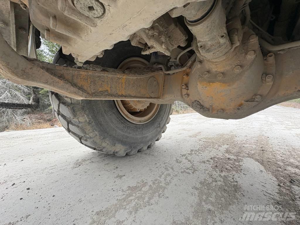 Volvo A 30 G 鉸接式起吊車