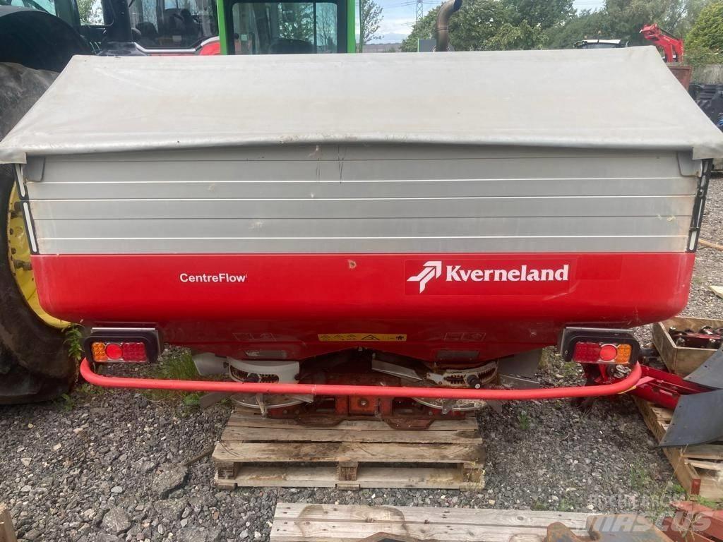 Kverneland CL1300 礦物撒布機
