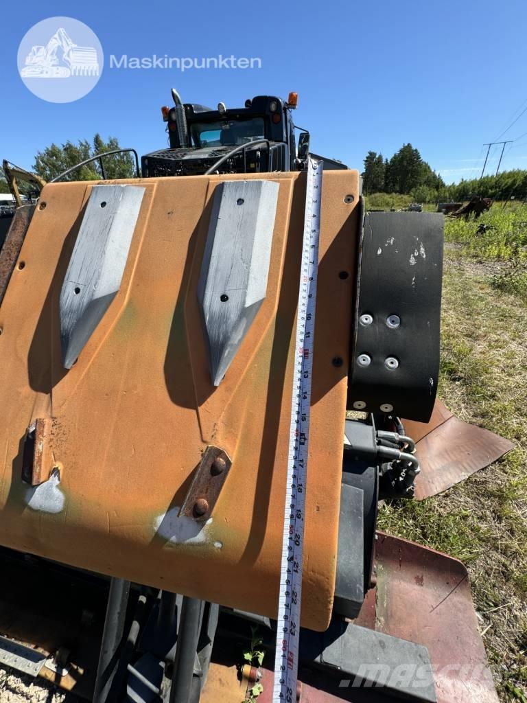 Prinoth Leitwolf 鏟雪車