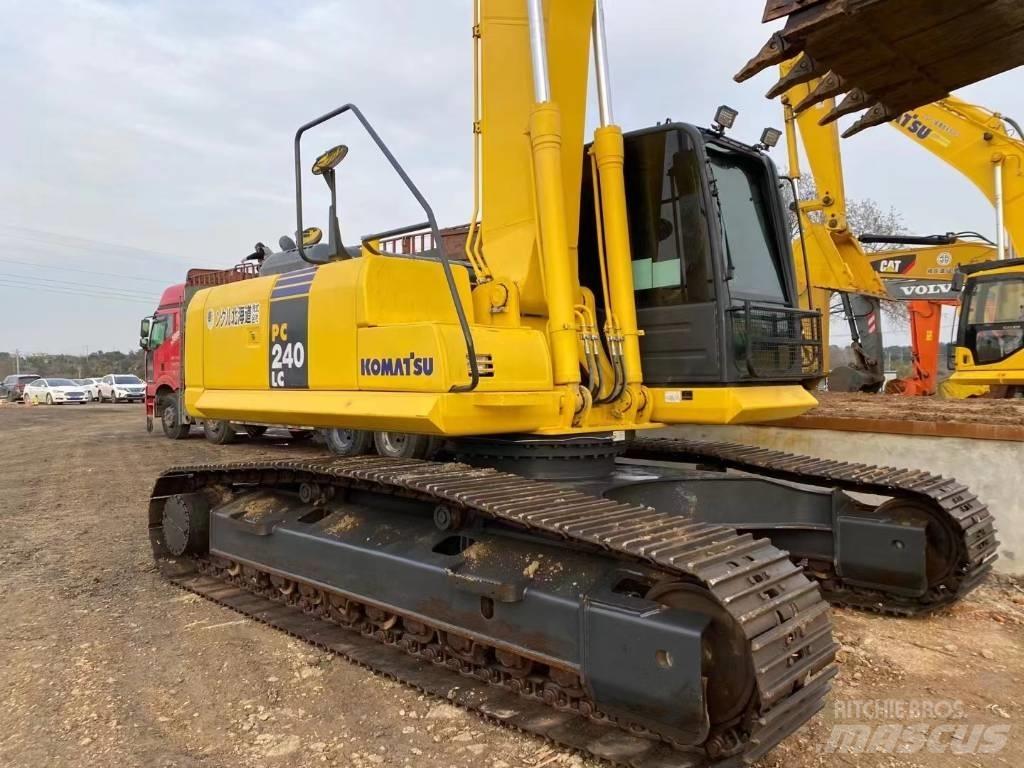 Komatsu 240LC-8 履帶式 挖土機/掘鑿機/挖掘機