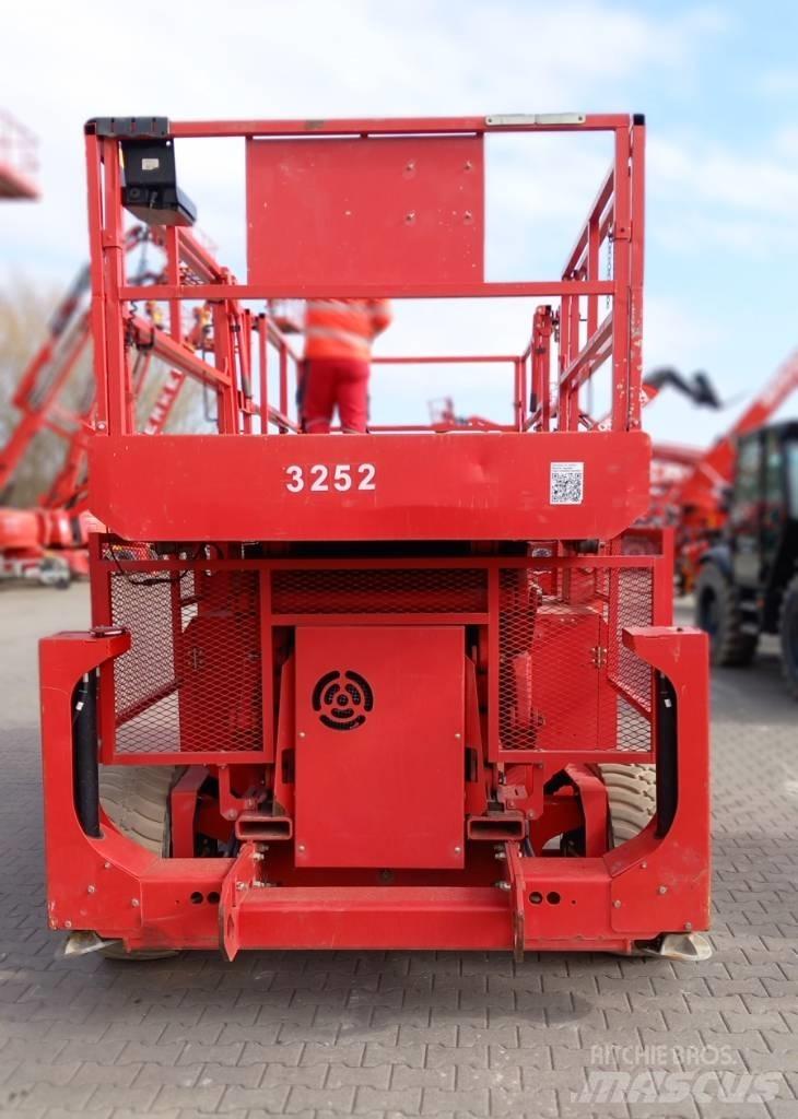 Genie GS 4390 RT 剪式升降機