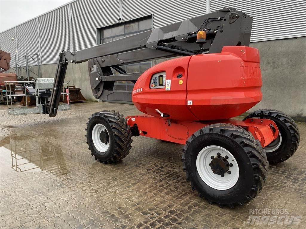Manitou 200ATJ RC 曲臂高空作業車