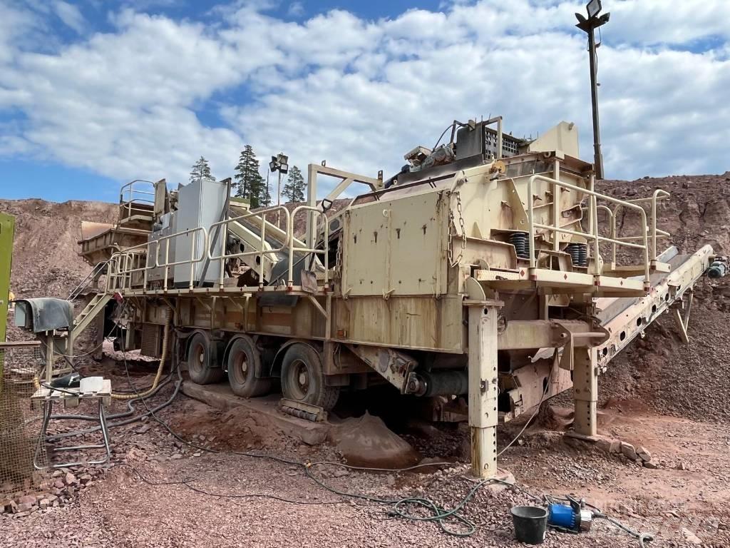 Metso NW300GP 移動式壓碎機