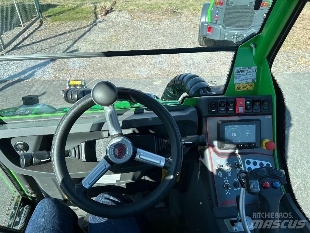 Avant E 527 Med  hytt 滑移轉向裝載機