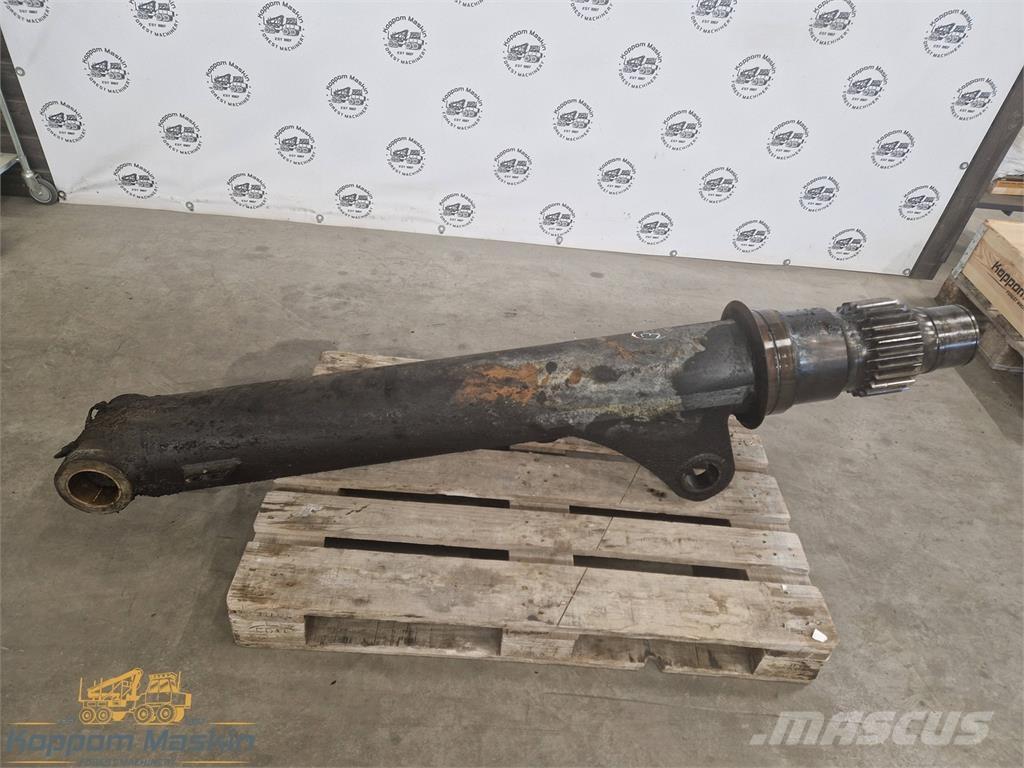 Komatsu 130F 運送起重機