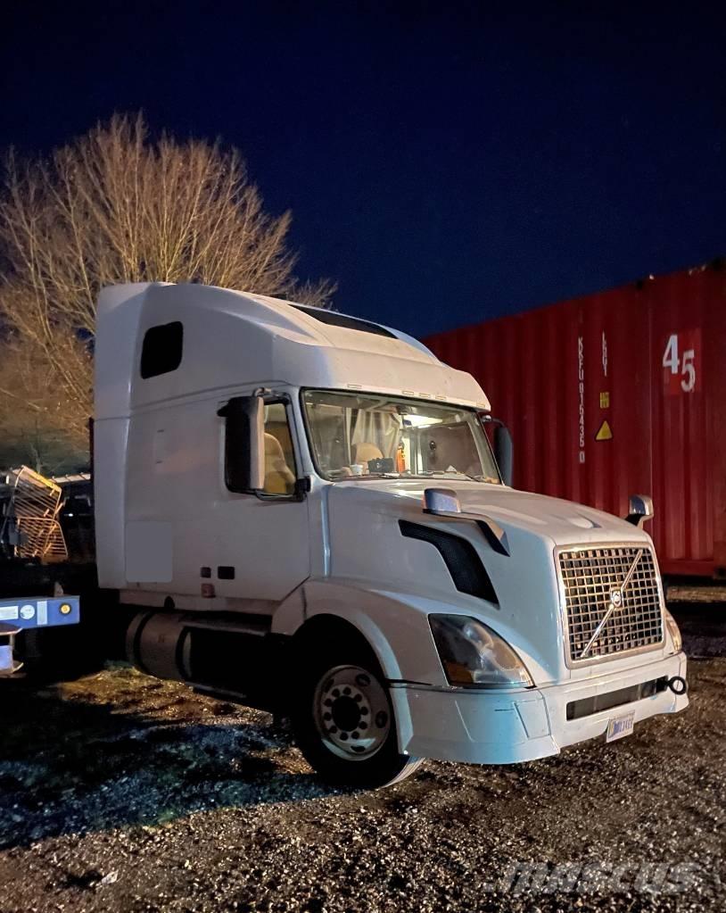 Volvo VNL 42 670 曳引機組件
