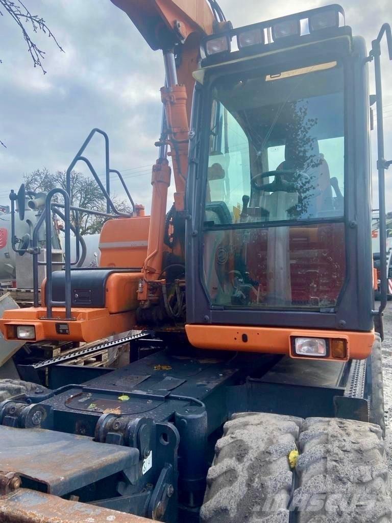 Doosan DX 160 W-3 旋轉式挖土機/掘鑿機/挖掘機