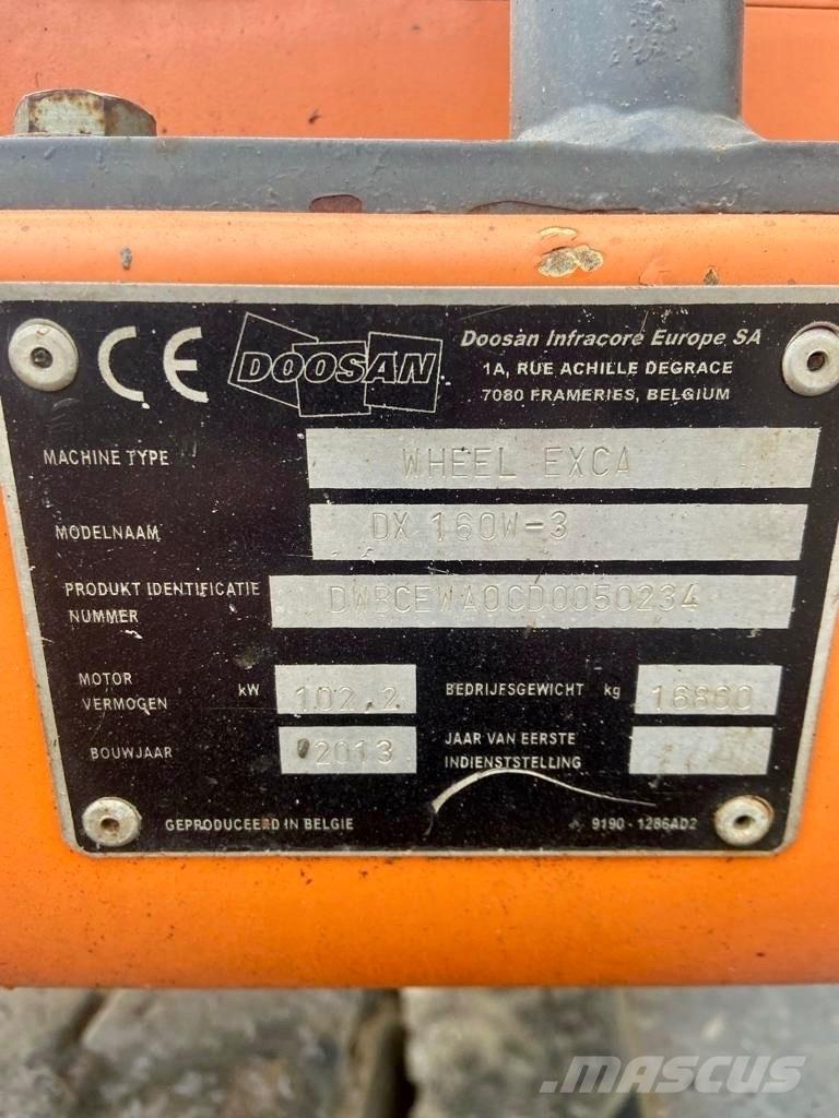 Doosan DX 160 W-3 旋轉式挖土機/掘鑿機/挖掘機