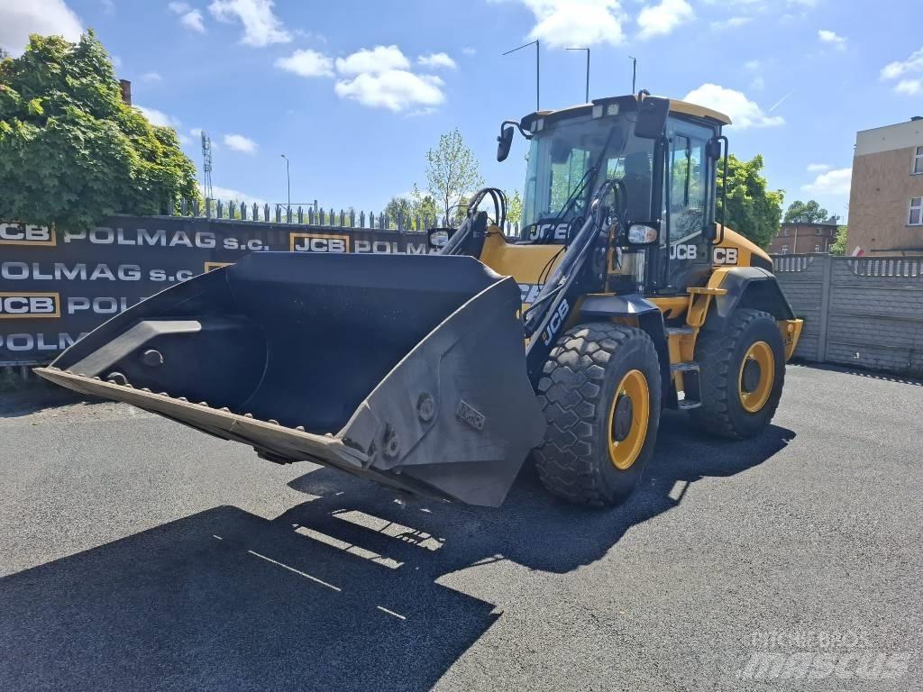 JCB 417 HT 輪胎式裝載機