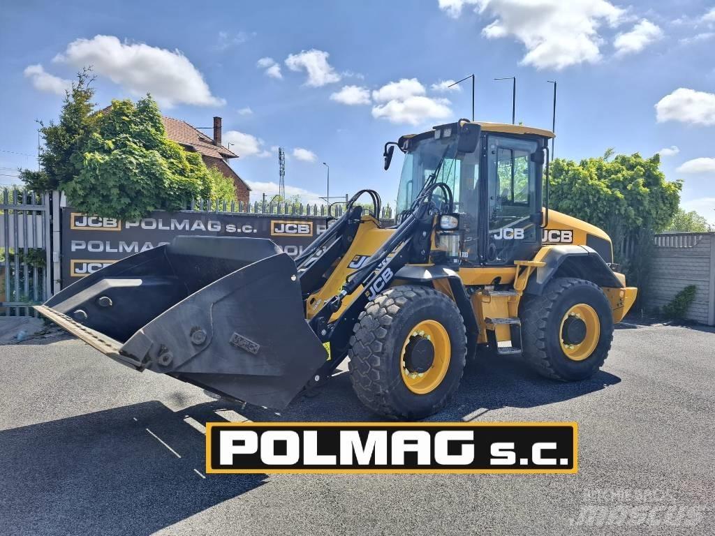 JCB 417 HT 輪胎式裝載機