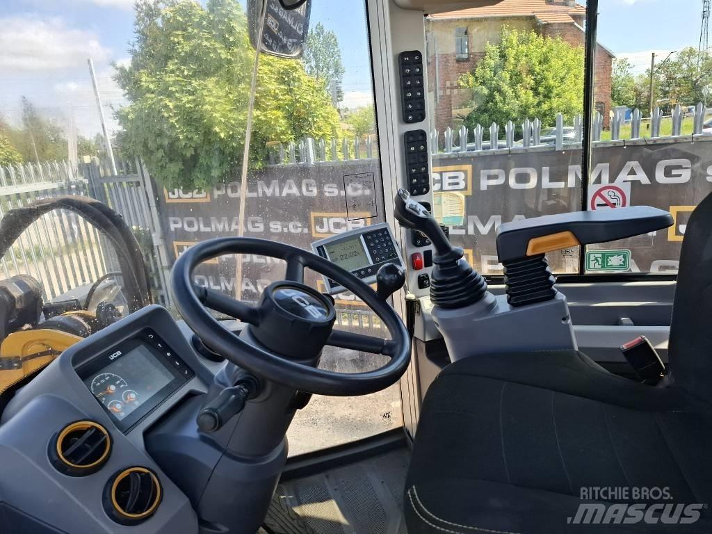 JCB 417 HT 輪胎式裝載機