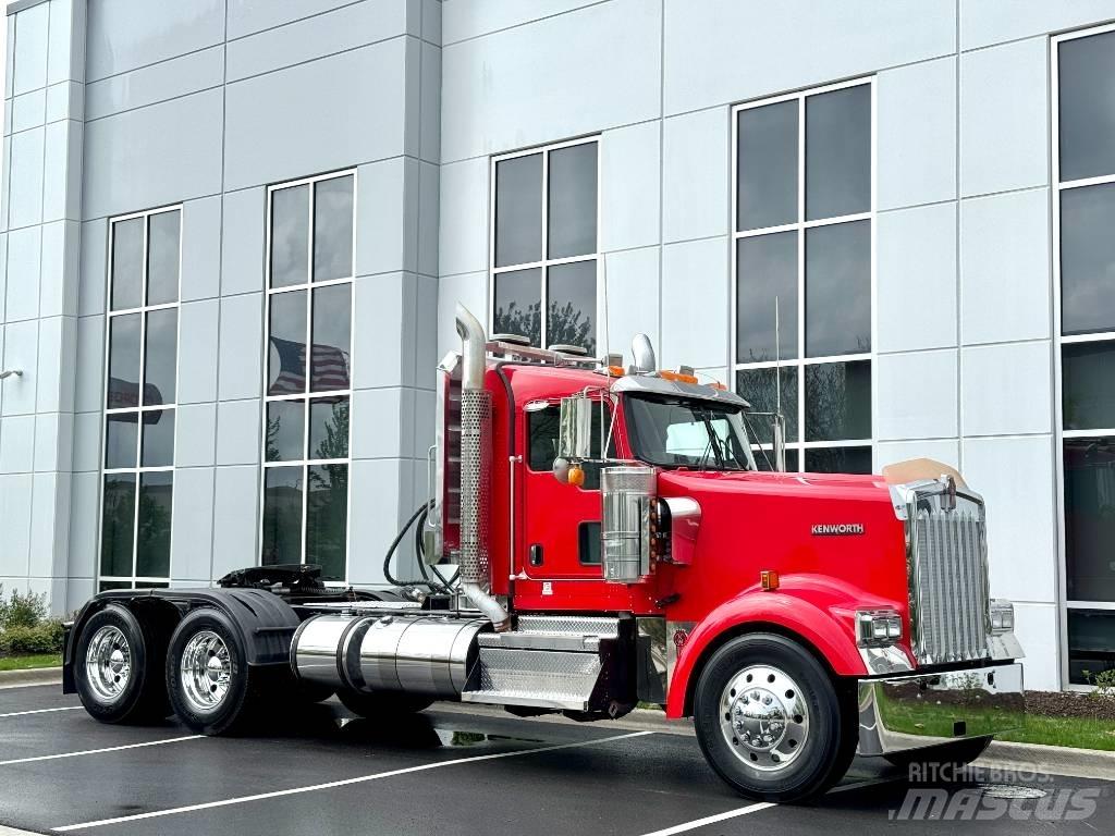 Kenworth W900 曳引機組件