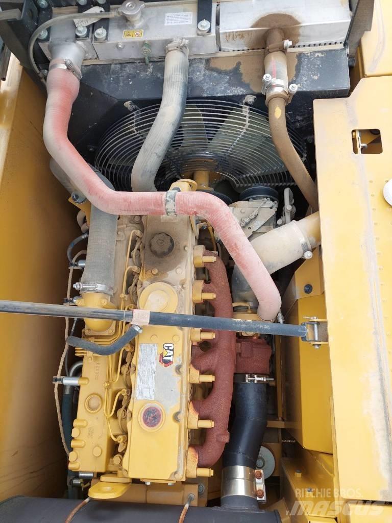 CAT 323D3 履帶式 挖土機/掘鑿機/挖掘機