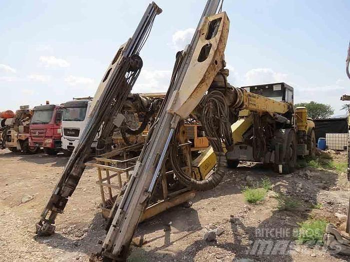 Atlas Copco E2C 鑽孔機