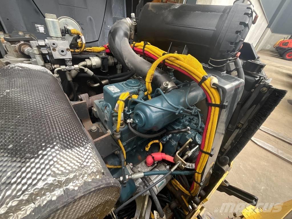 Bomag BW 120 AD-5 雙輪滾壓機