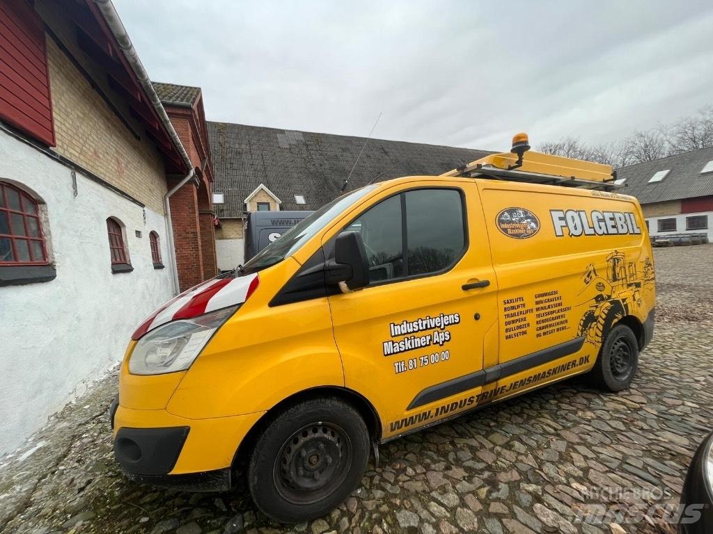 Ford Transit Custom 汽車
