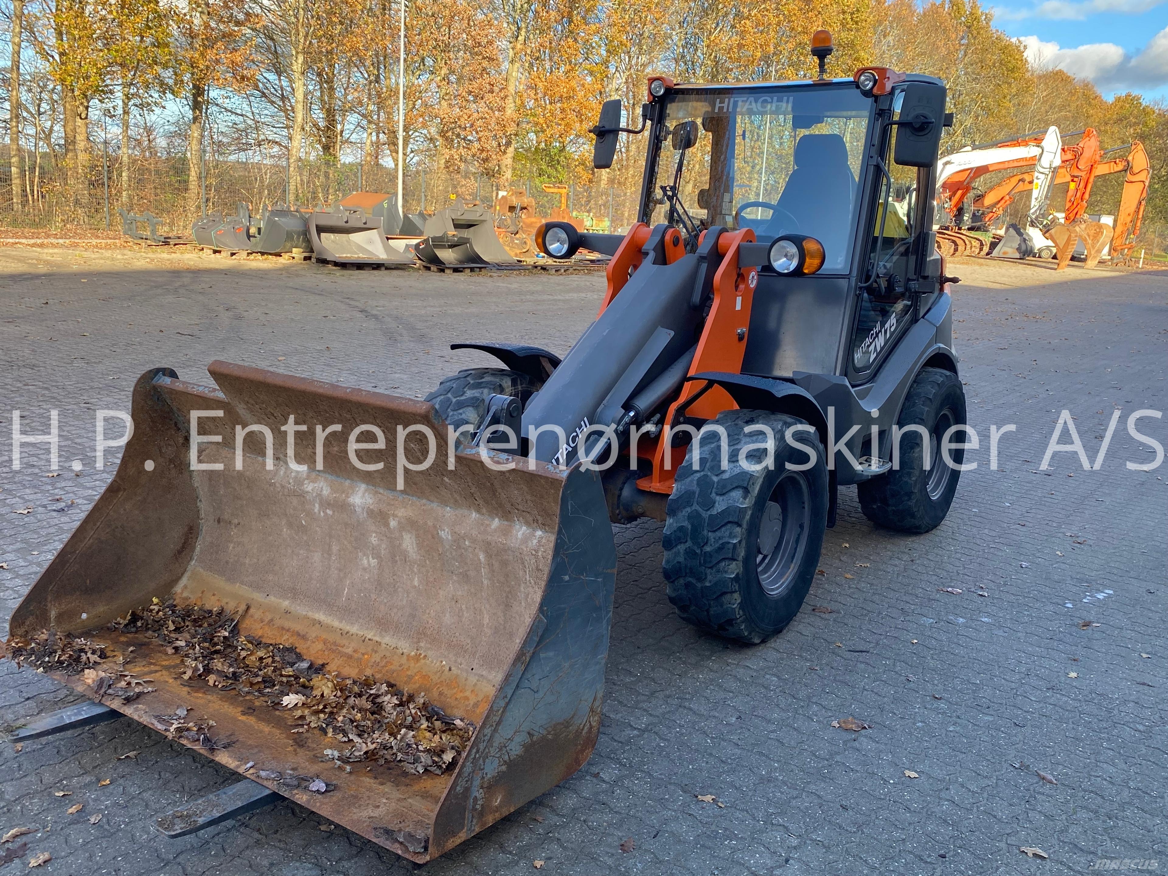 Hitachi ZW 75-6 輪胎式裝載機