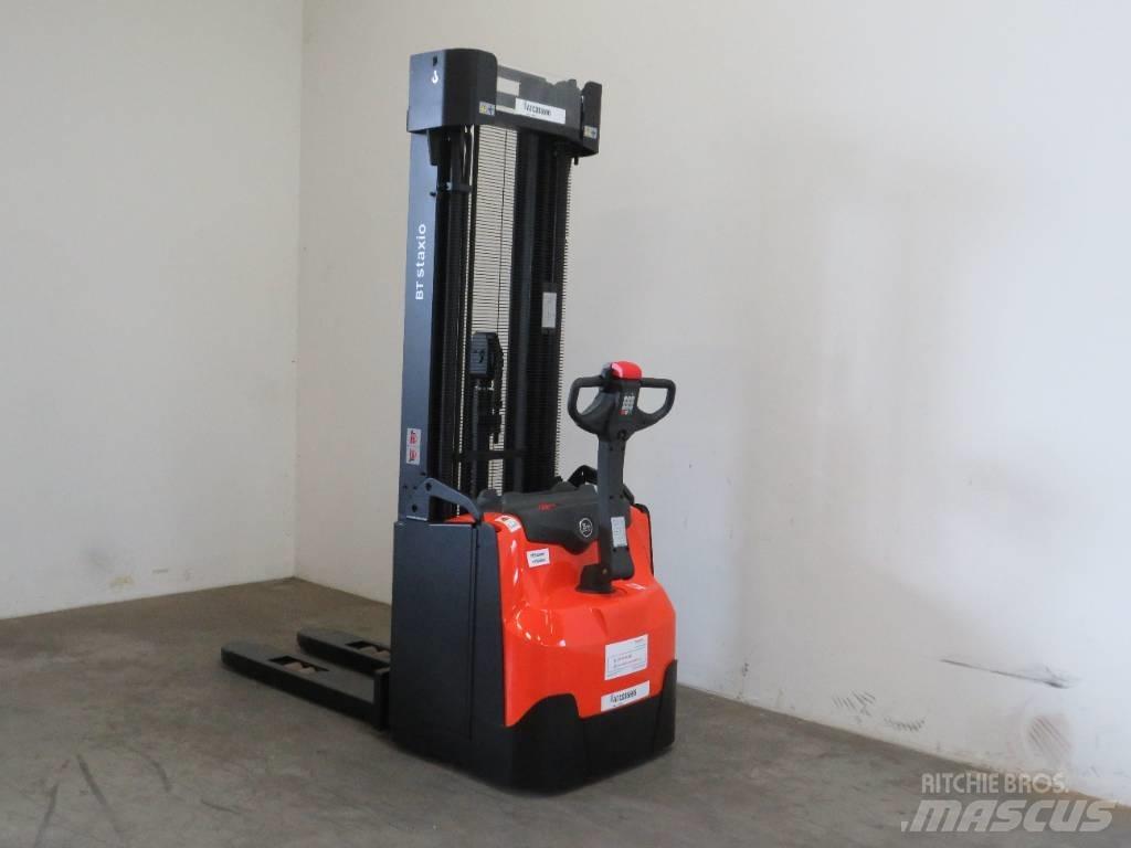 BT SWE 160 行走控制式堆積機