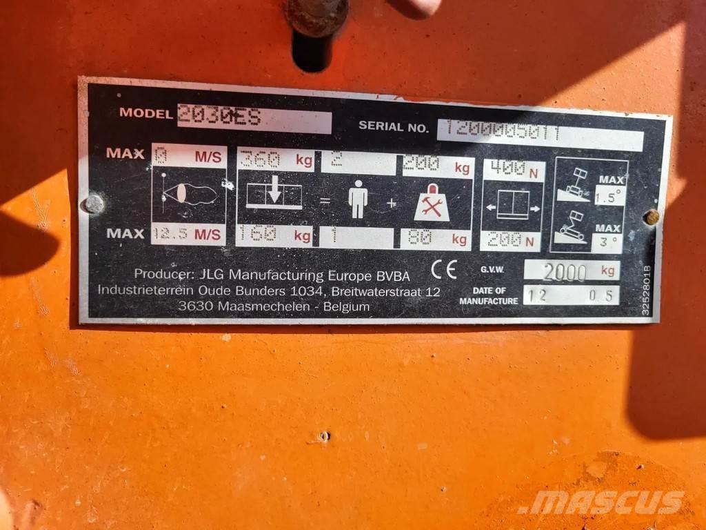 JLG 2030ES 剪式升降機