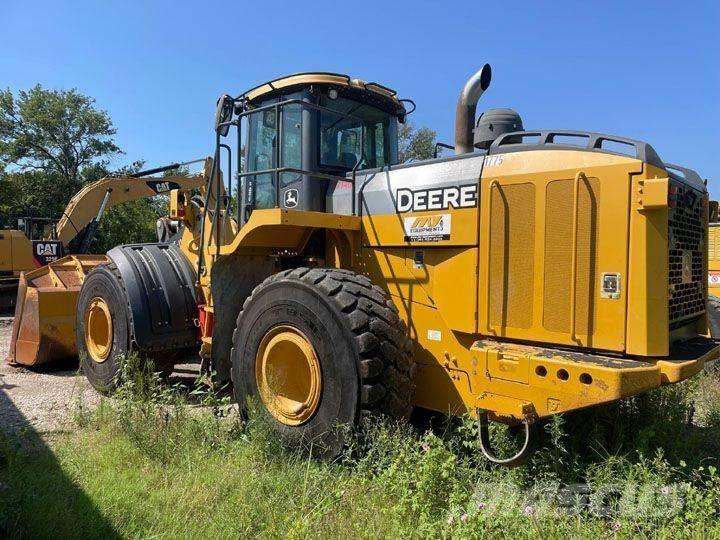 John Deere 824K-II 輪胎式裝載機