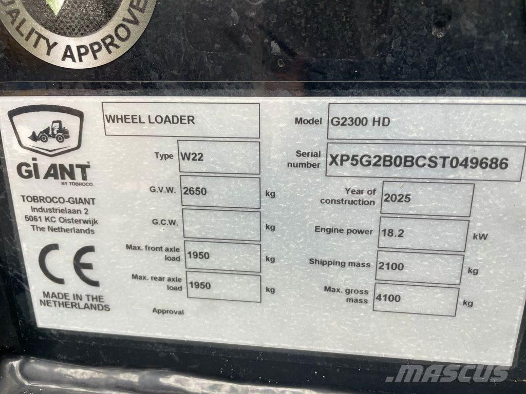 GiANT G2300 HD 輪胎式裝載機