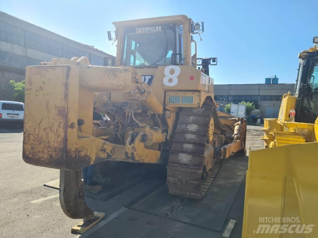 CAT D8R 履帶推土機