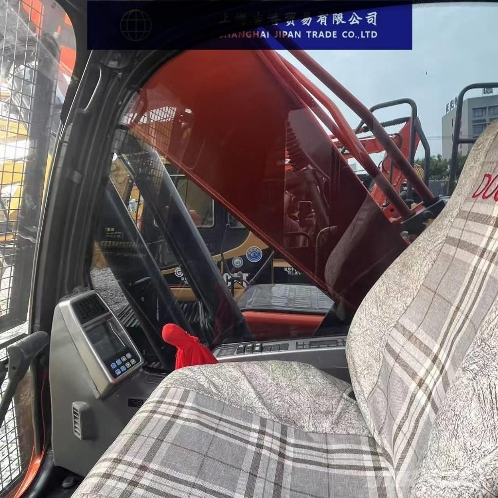 Doosan DX 300 LC 履帶式 挖土機/掘鑿機/挖掘機