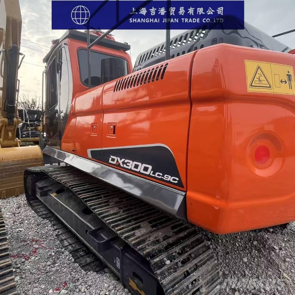 Doosan DX 300 LC 履帶式 挖土機/掘鑿機/挖掘機