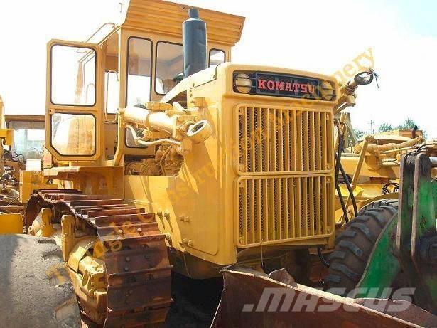 Komatsu d155a-1 履帶推土機