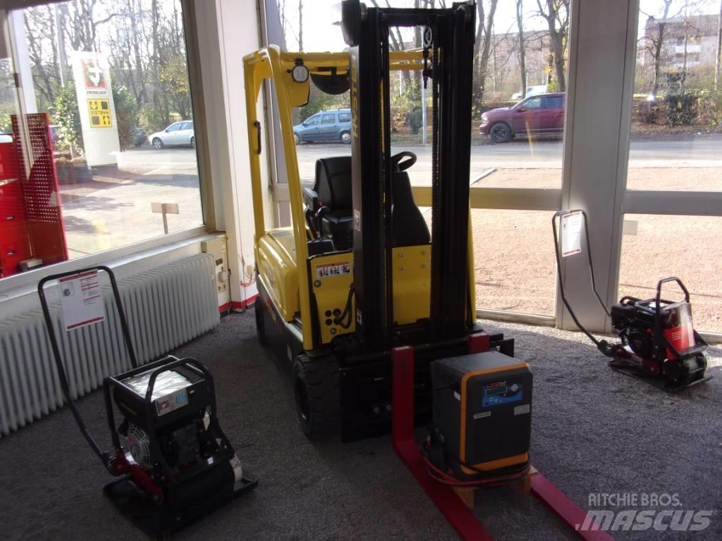 Hyster J2.0XN 電動堆高機