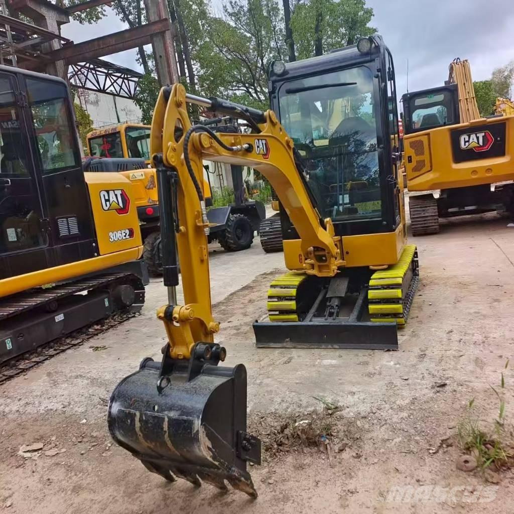 CAT 302 CR 小型挖土機/掘鑿機<7t(小型挖掘機)