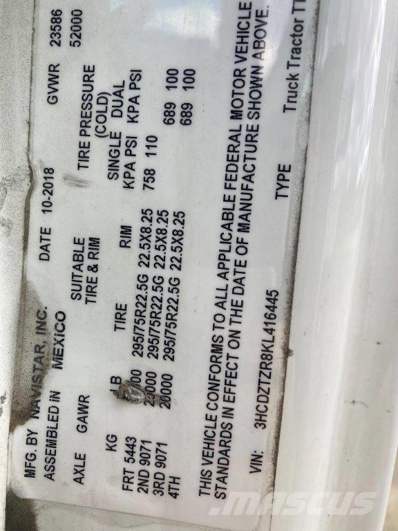 International LT 曳引機組件