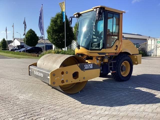 Volvo SD 75 B 單輪滾壓機