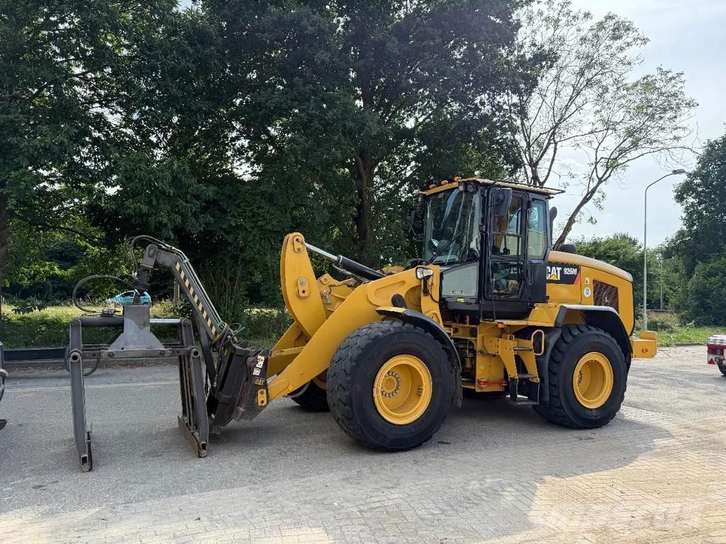 CAT 926M 4 Buckets 輪胎式裝載機