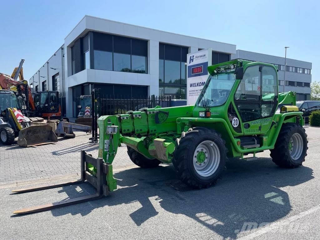 Merlo P40.17 伸縮臂操作車