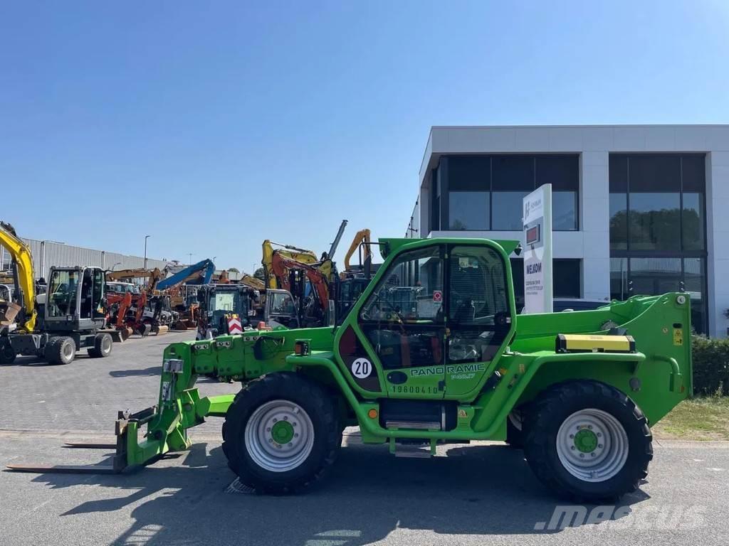 Merlo P40.17 伸縮臂操作車