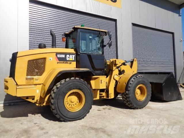 CAT 938M 輪胎式裝載機