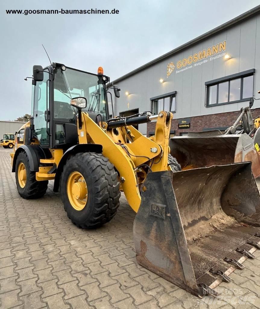 CAT 907 M 輪胎式裝載機