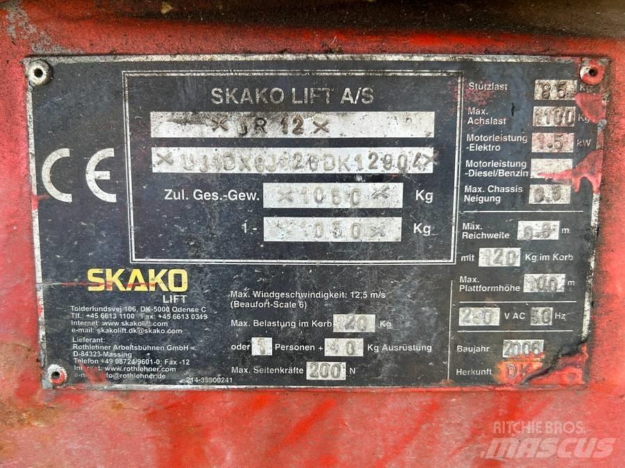 Denka-Lift DK 7 JR12 拖車裝載高空作業平台