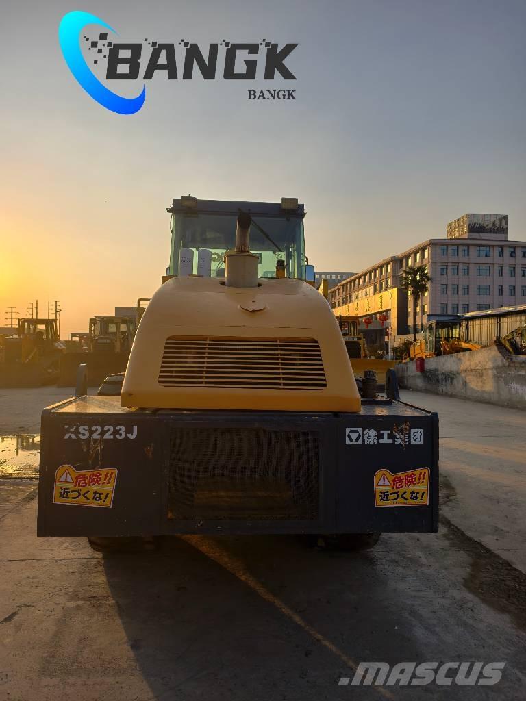 XCMG XS 223 J 單輪滾壓機