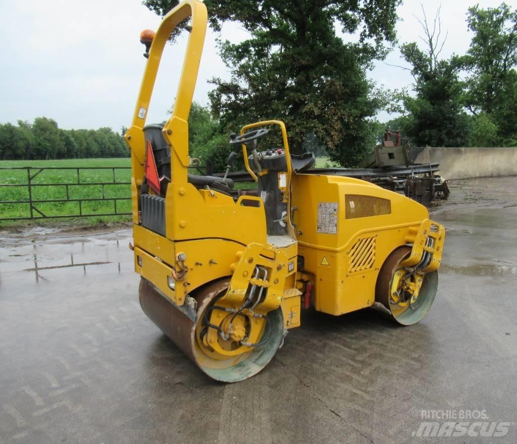 Bomag BW 120 AD-4 雙輪滾壓機