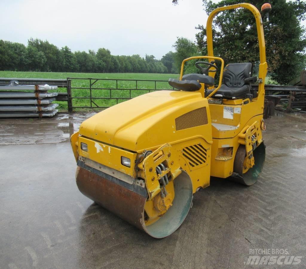 Bomag BW 120 AD-4 雙輪滾壓機