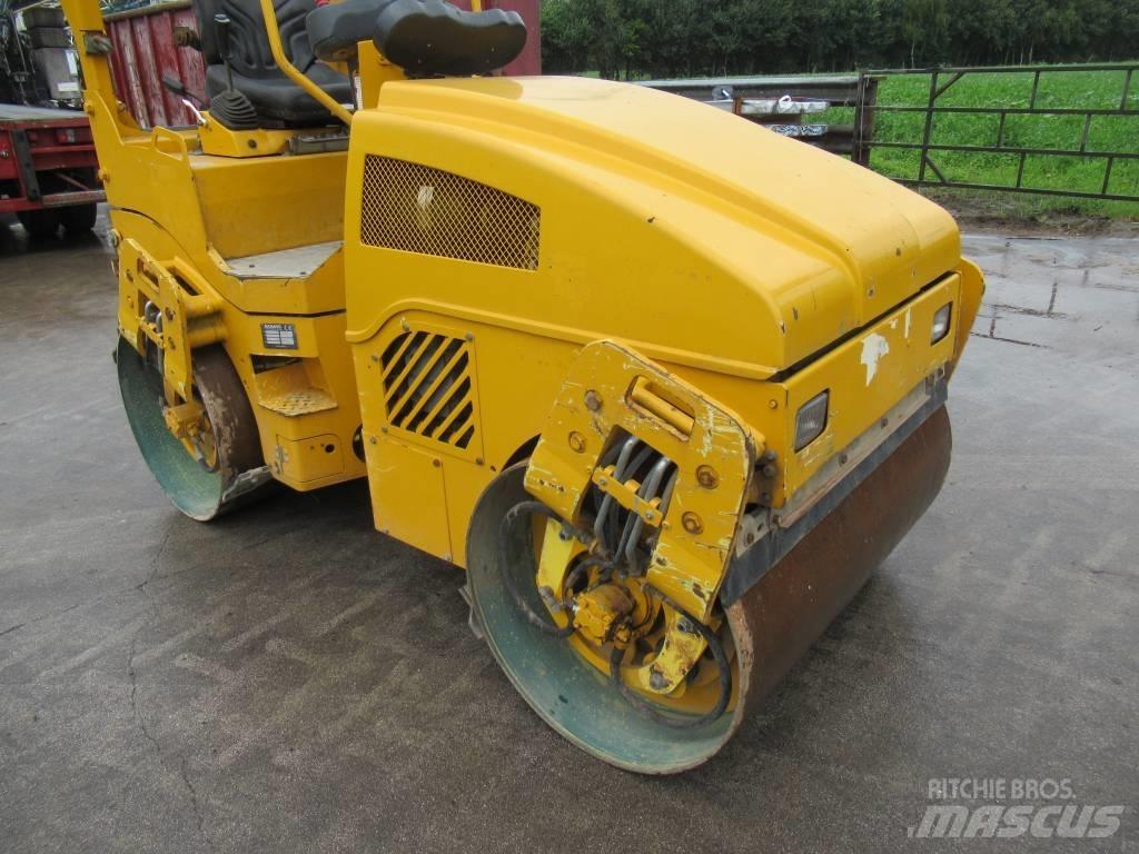 Bomag BW 120 AD-4 雙輪滾壓機