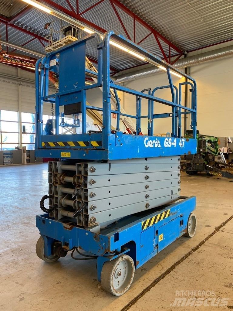 Genie GS 4047 剪式升降機