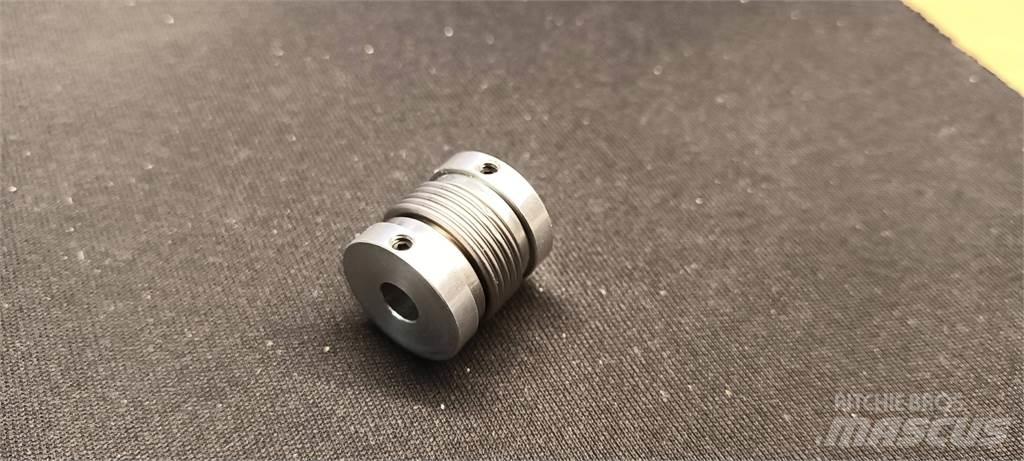 Rottne 084-0008 駕駛室與內部