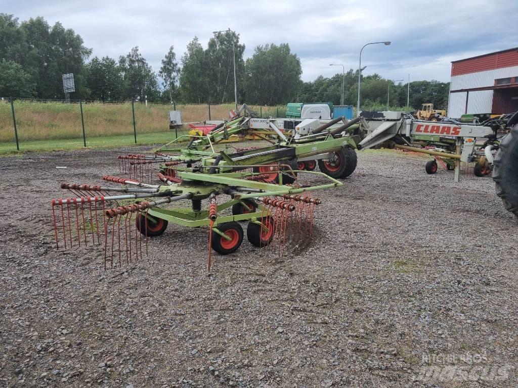CLAAS Liner 3000 堆草機