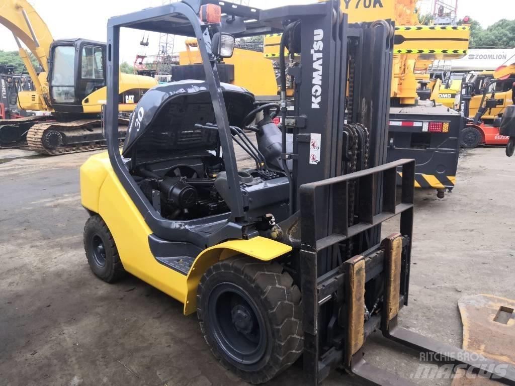 Komatsu 30 柴油卡車