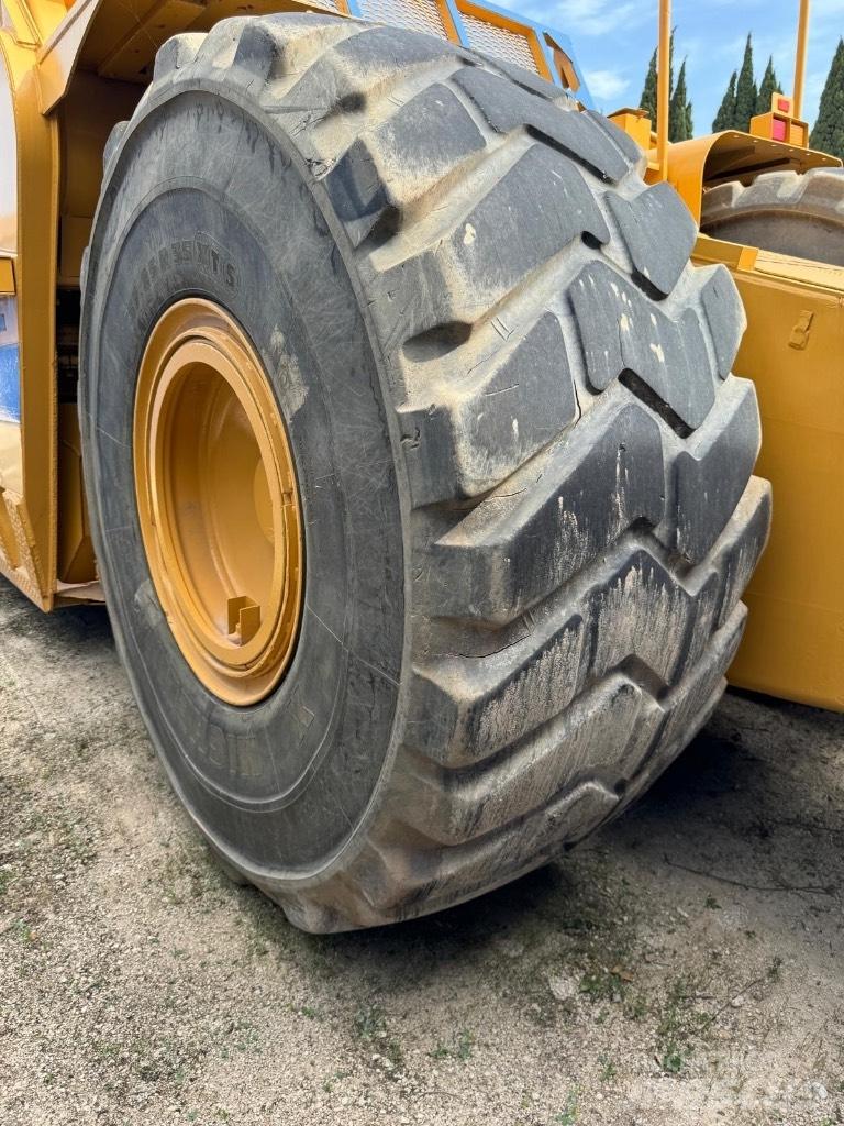 CAT 631 G 刮土機