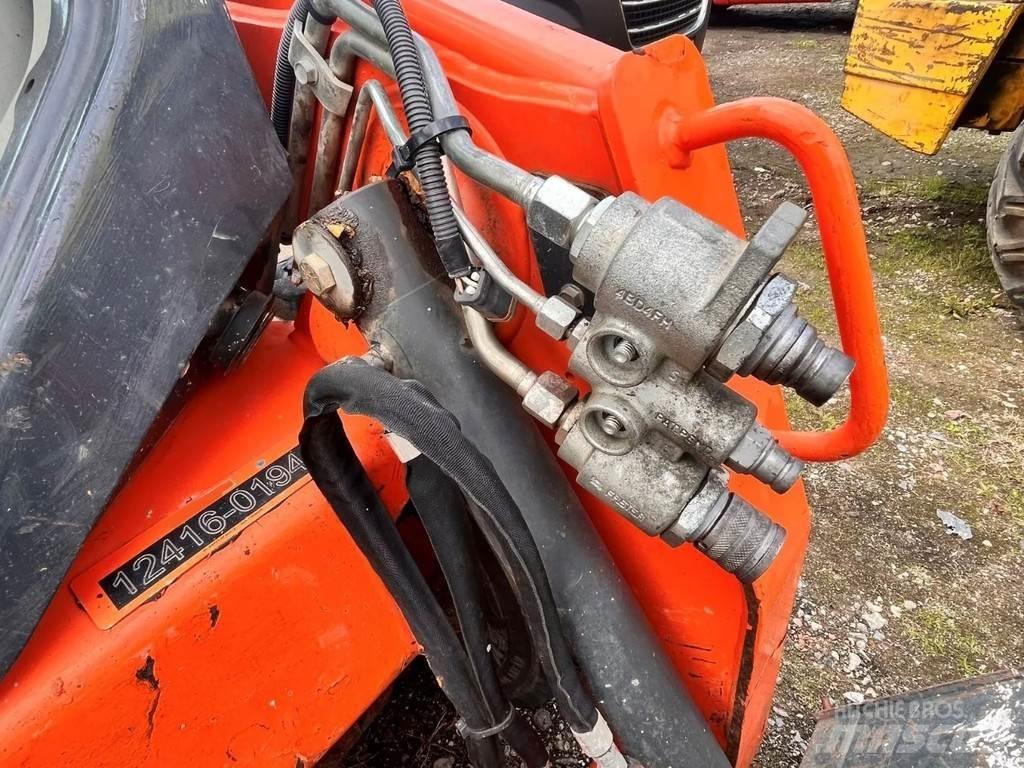 Bobcat S450 滑移轉向裝載機