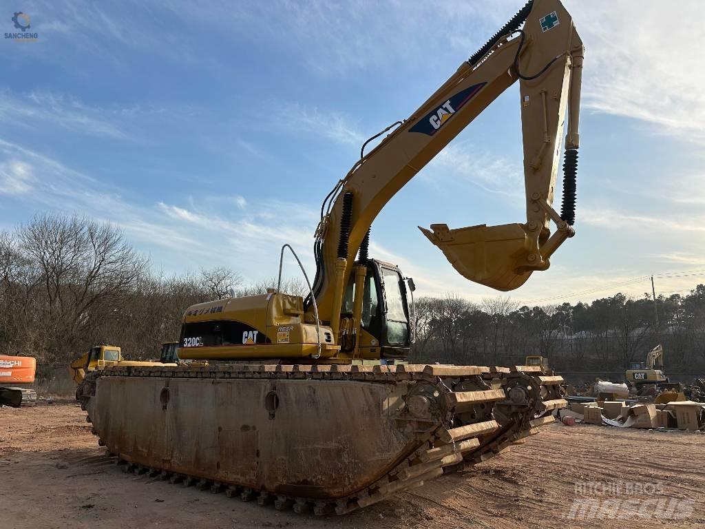 CAT 320 C L 水陸兩用挖掘機